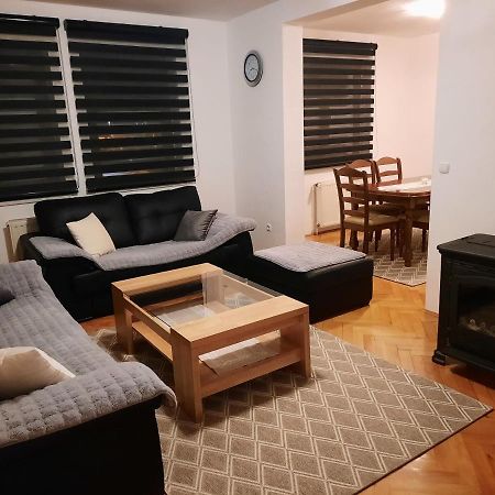 Apartment Pero リヴノ エクステリア 写真