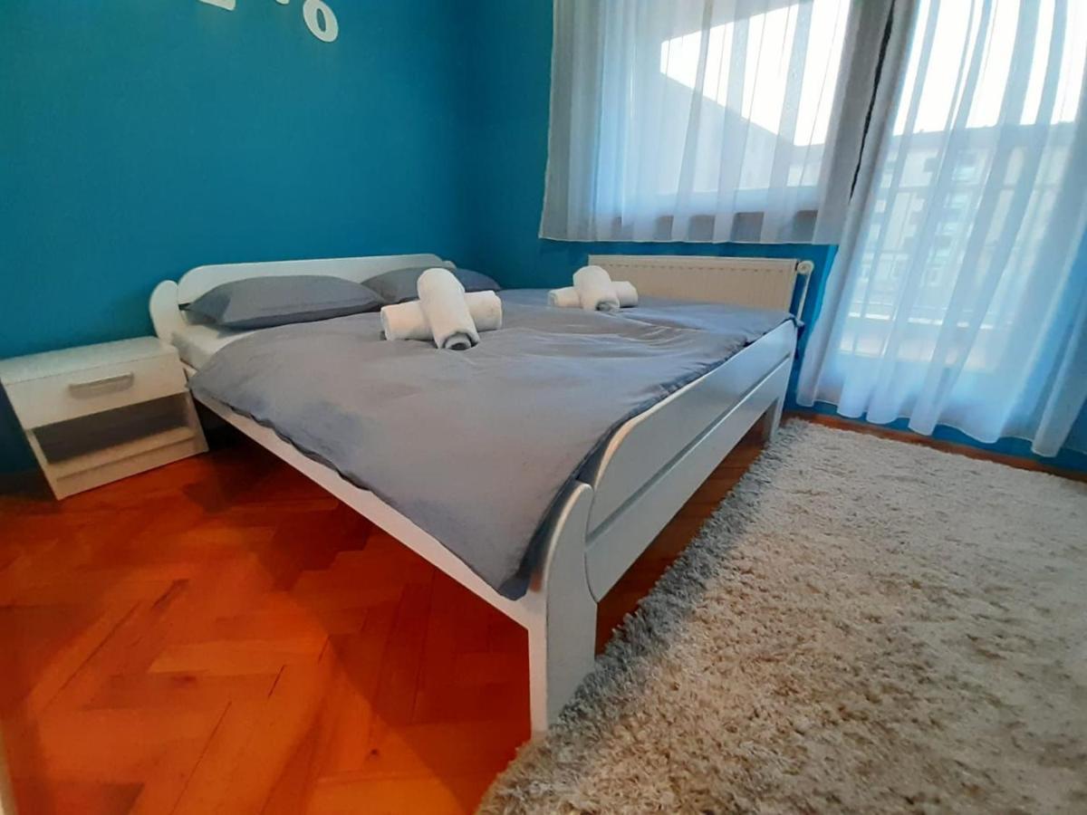 Apartment Pero リヴノ エクステリア 写真