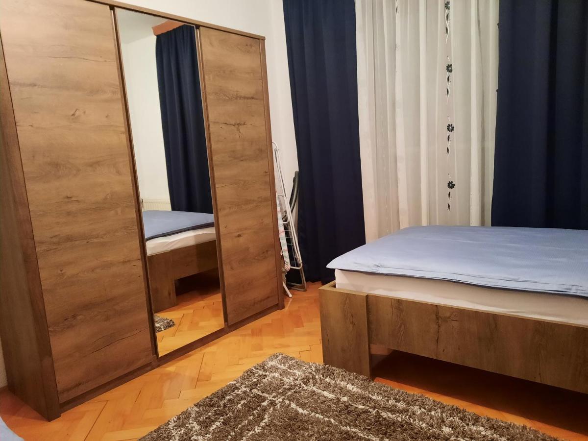 Apartment Pero リヴノ エクステリア 写真